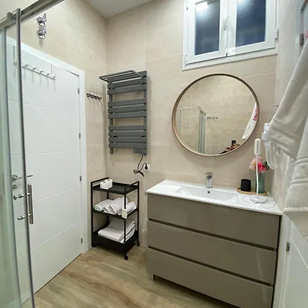 Centrico. Atocha-lavapies. Nuevo. 100% Equipado. Apartment Madrid
