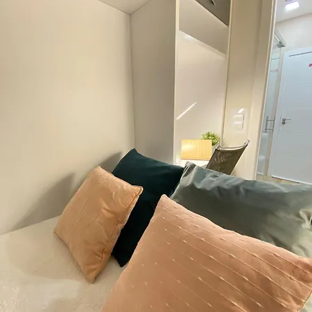 Centrico. Atocha-lavapies. Nuevo. 100% Equipado. Apartment