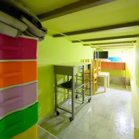 Daire Encantador Apartamento Temporal Centrico Con Patio Privado Mpe51 Madrid