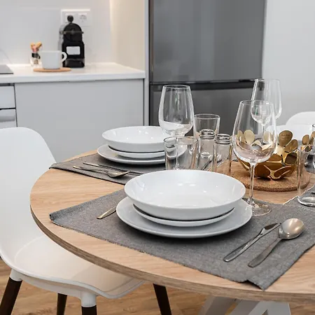 Apartment Waou Essence Iii Anton Martin - Corta Duracion