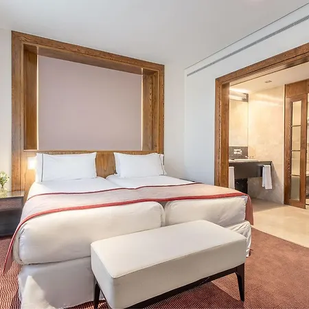 Eurostars Suites Mirasierra 5*