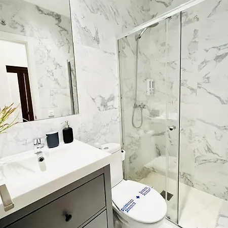 Frühstückspension Dplace To Be - Luxury In Historic Center Madrid