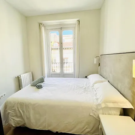 Dplace To Be - Luxury In Historic Center Bed and Breakfast