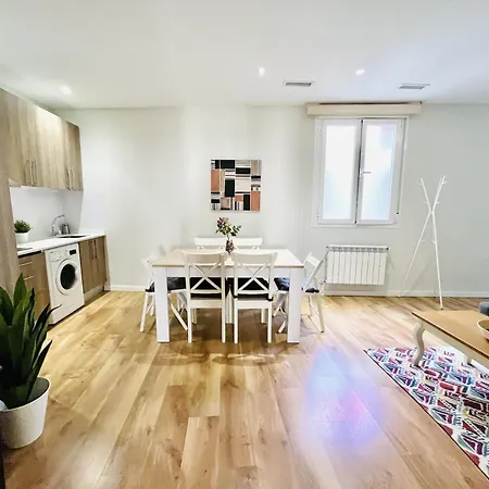 Dplace To Be - Luxury In Historic Center * Madrid