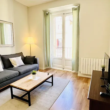 Dplace To Be - Luxury In Historic Center Madrid