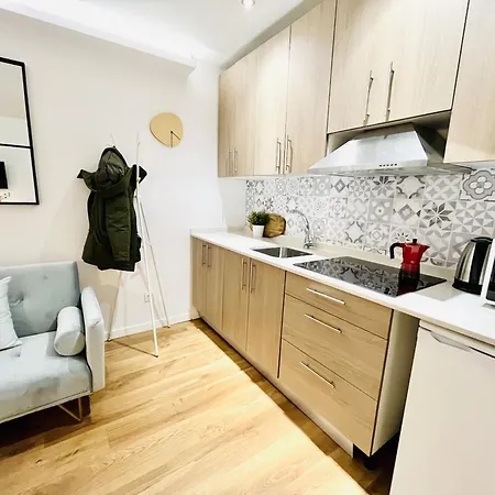 Dplace To Be - Exclusive In Historic Center * Madrid