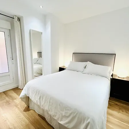 Dplace To Be - Exclusive In Historic Center Madrid