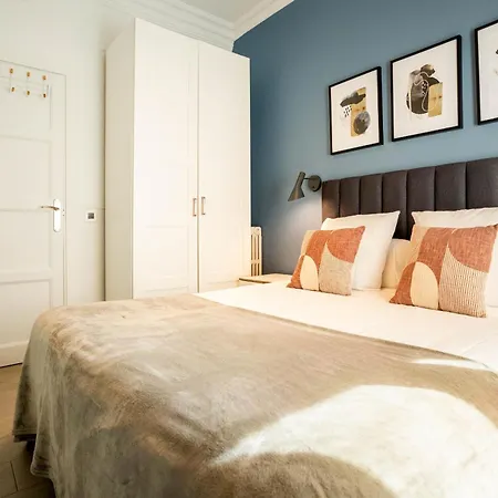 Mit House Madville En