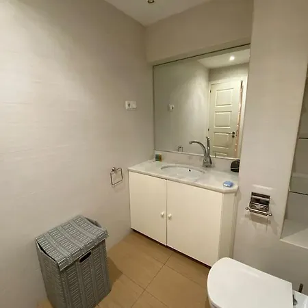 Ideal Flat In Chamartin - Martinez