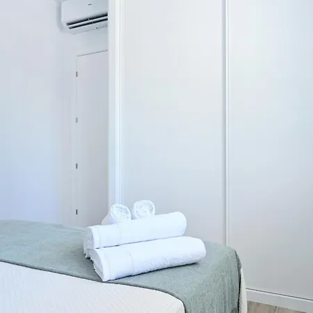 Apartment For Bonito Temporal De Dos En Hortaleza Boy5 Madrid