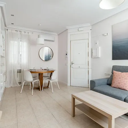 Charming Plaza De Espana Ii - Apartment