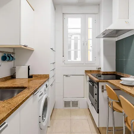 Charming Plaza De Espana Ii - Apartment