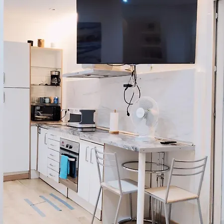 Centrico Con Patio Apartment Madrid