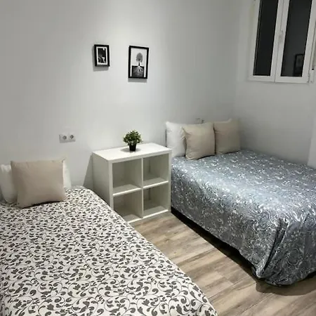 Acogedor Carpetana Apartment Madrid