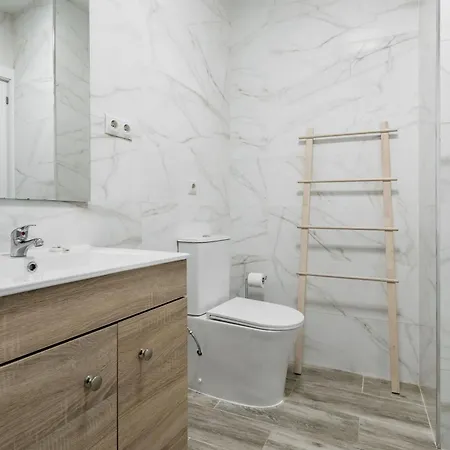 Apartament Charming Lucero Madryt