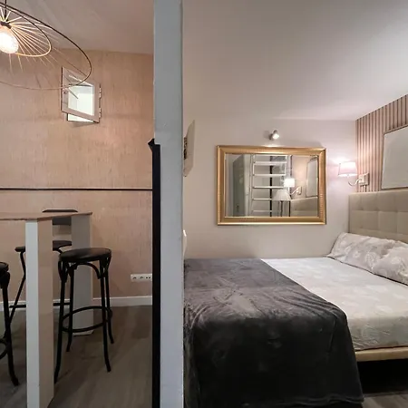 Car44 Centro Apartment