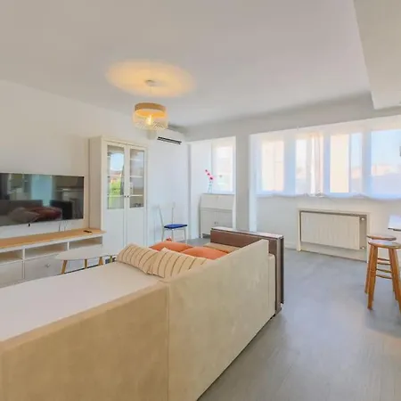 Apartment For Acogedor Temporal En San Isidro Ala68 Madrid
