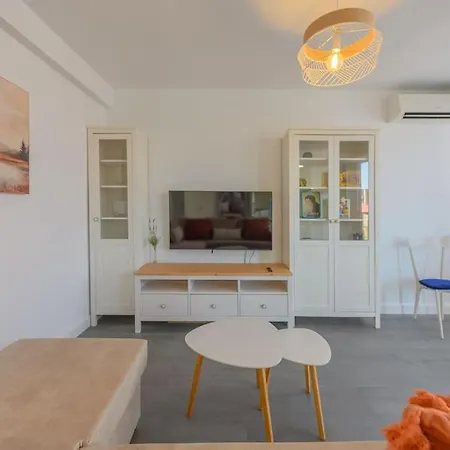 Apartment For Acogedor Temporal En San Isidro Ala68