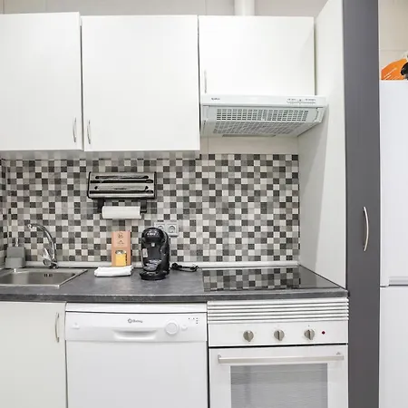 Apartment Cozy Apartment-1bedroom 1bath-chamberi