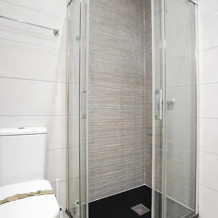 Cozy Apartment-1bedroom 1bath-chamberi Apartment *