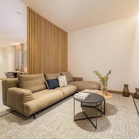 Apartamento Apartamento 5bdr - Antes De Reservar What'app 0034-681-346-245 Para Reservar! *