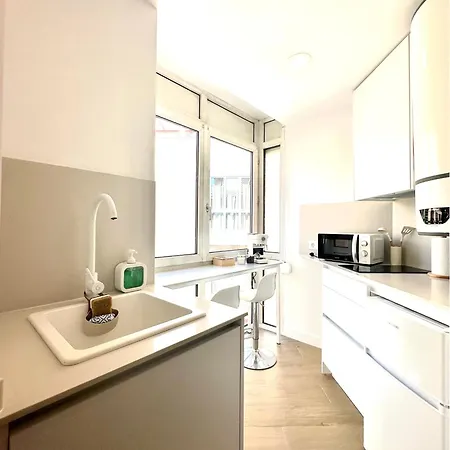 Andres Tamayo Av America Apartamento *