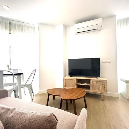 Apartamento Andres Tamayo Av America Madrid
