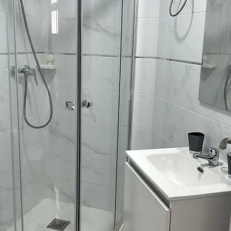 Doble O Compartida Con Bano Privado En El Centro De Habitación en casa particular