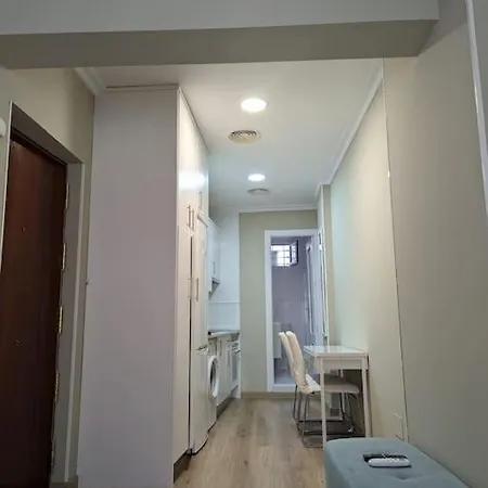 Andres Tamayo Calle, Apartamento En Av America Y Diego De Leon *