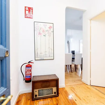 Apartment Montaber - La Paz Market Madrid