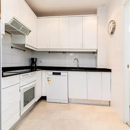 Apartment Montaber - La Paz Market Madrid