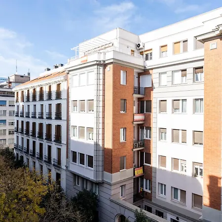 Montaber - La Paz Market Madrid