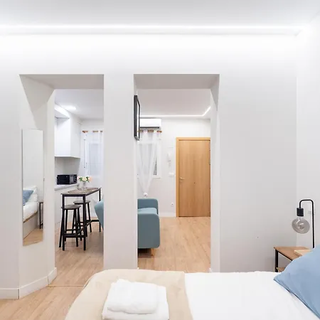 Luxe In Ponzano Апартаменты Мадрид