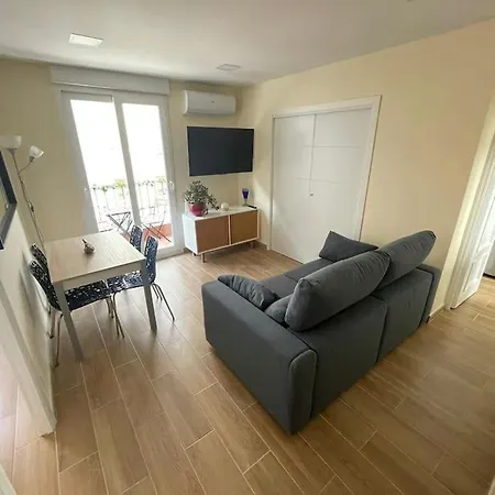 Piso De 3 Recien Renovado A 15 Mins De Sol Apartment