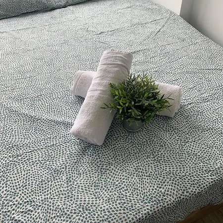 Apartamento Piscina Juan Bravo *