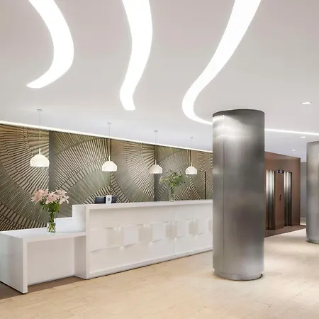 Nh Zurbano Hotel 4*
