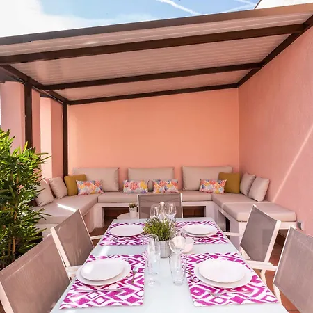 Mit House Madville En Madrid