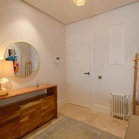 Apartment For Bonito Temporal De Dos En El Barrio Salamanca Vel37 Madrid