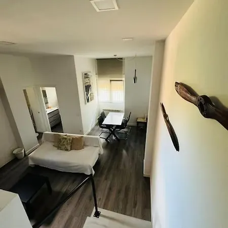 Amplio Y Comodo Apartamento En Ciudad Lineal Apartment