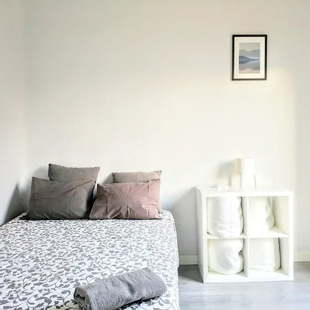 Apartamento Fm22 Piso 3 Salon Puente De Vallecas Madrid