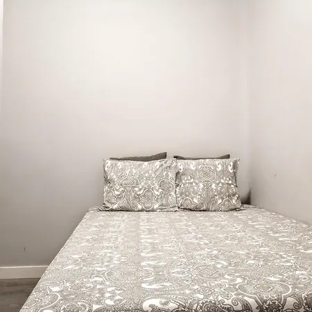 Fm22 Piso 3 Salon Puente De Vallecas Apartamento *