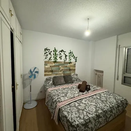 Guest house Enjoy The Stars Alondra Madrid