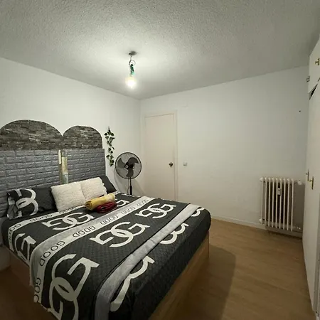 Enjoy The Stars Alondra Guest house Madrid