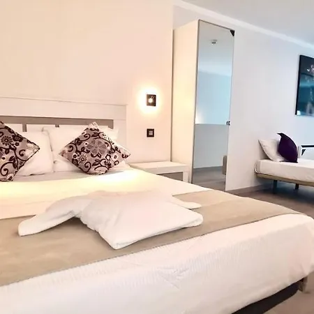 Oshun Sanchinarro Ii Apartment *