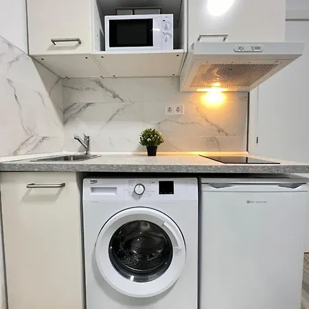 Quiet Apartment *
