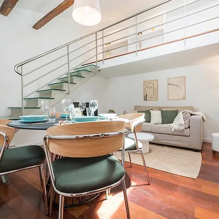 Precioso Apartamento En Plena Calle Fuencarral *