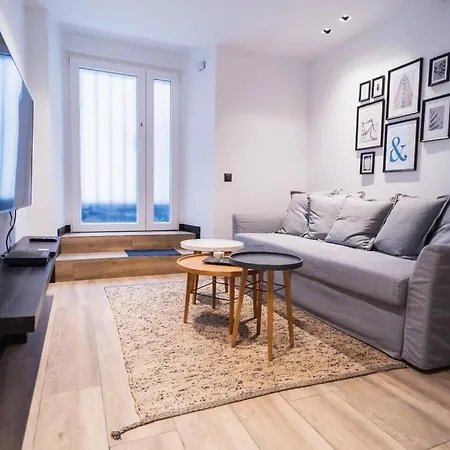 Amazing 2bd 2bth By Madrid4you Apartment *