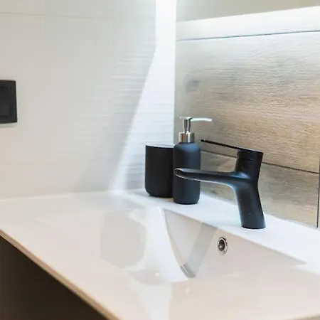 Amazing 2bd 2bth By Madrid4you Apartment Madrid
