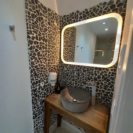 Apartament Matute 11 *