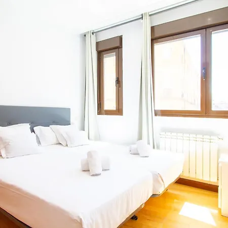 Adelfas Apartment *